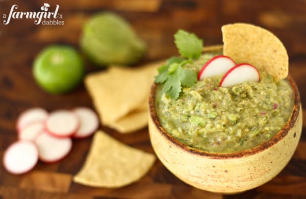 chips and tomatillo guacamole