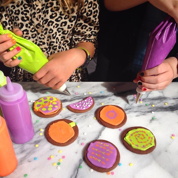 decorating cookies decorating cookies