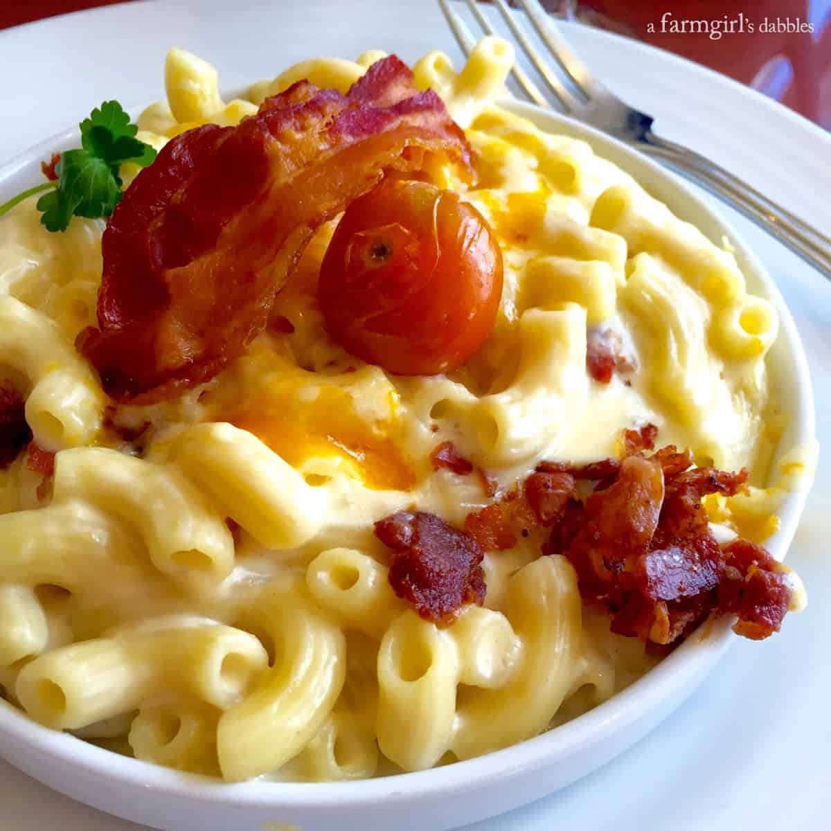 macaroni and cheese with bacon aboard the Carnival Breeze
