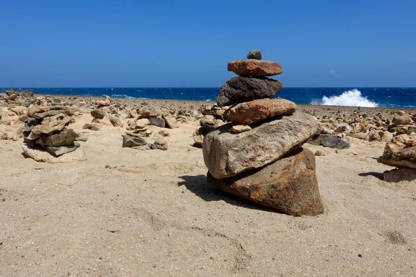 wishing rocks garden in aruba