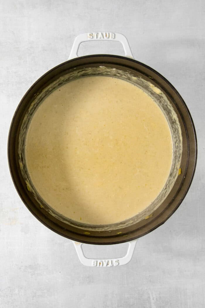 The pureed vichyssoise in a pot.