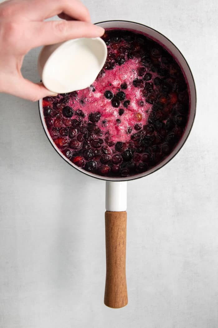 This Blueberry Butter is lightly sweet and luxuriously fluffy, with an easy homemade fresh blueberry sauce as its base. Sugar is added to the blueberries.