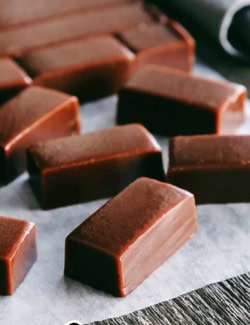 Pinterest image for chocolate caramels recipe