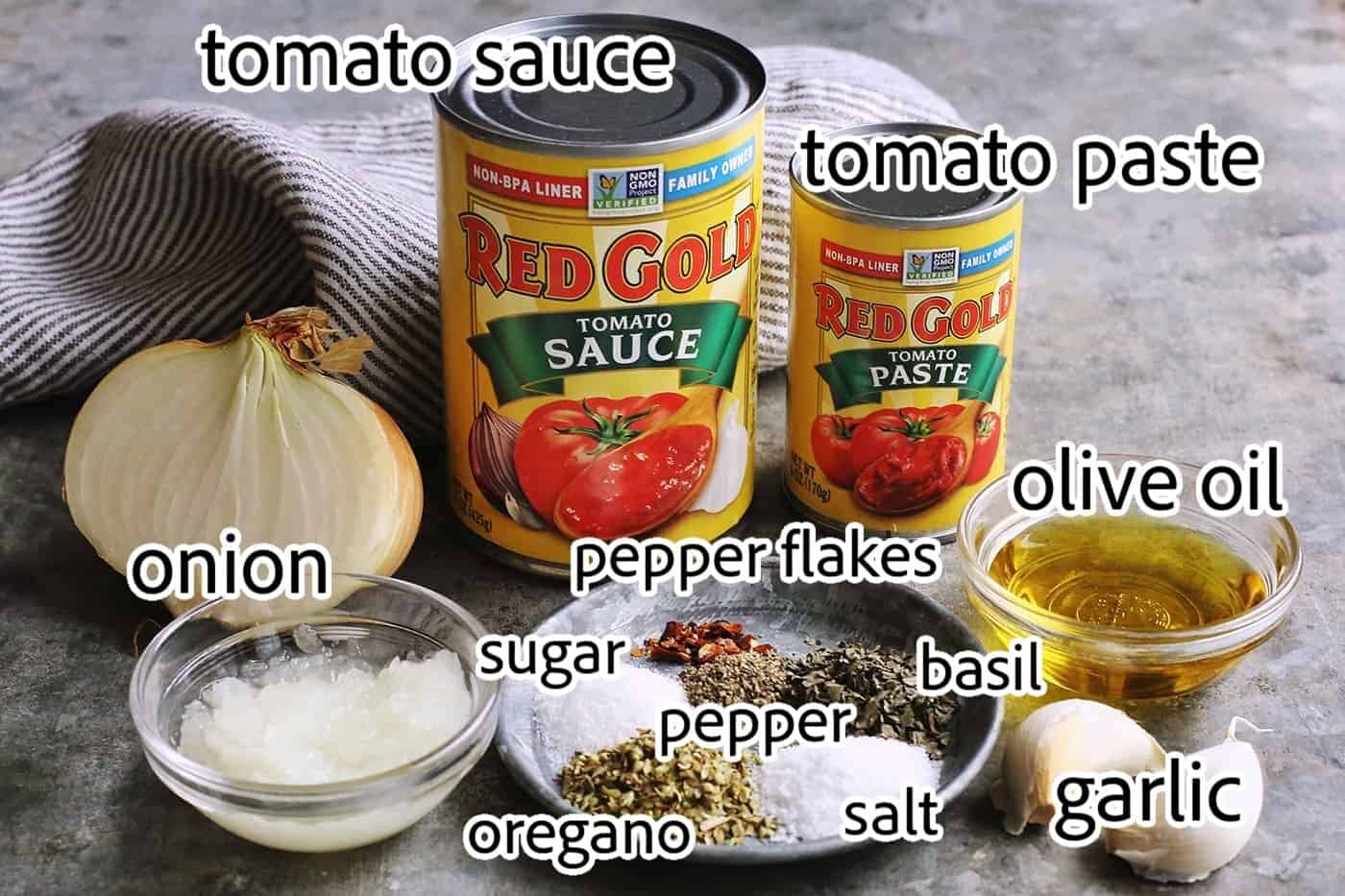 An easy recipe for the best homemade pizza sauce. It's a thick, tasty red sauce with fresh tomato flavor, made from simple ingredients! ingredients needed for homemade pizza sauce